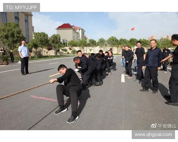 库车公安足球奋勇争先凝聚警魂展风采共筑平安激情绿茵新篇章